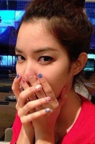 莫茶诺·欣彩萍翩