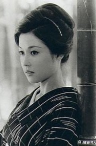 若尾文子