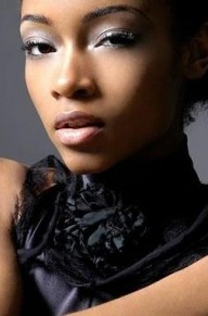 亚雅·达科斯塔