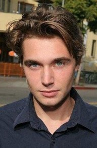 扎克瑞·雷·谢尔曼